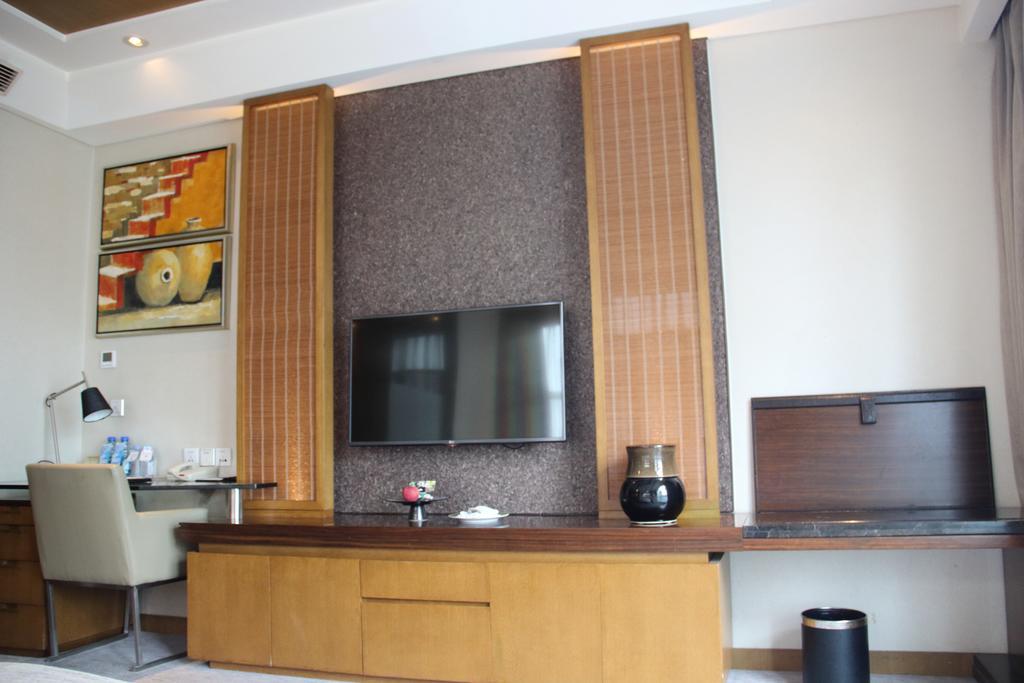 Harriway Hotel Чэнду Экстерьер фото