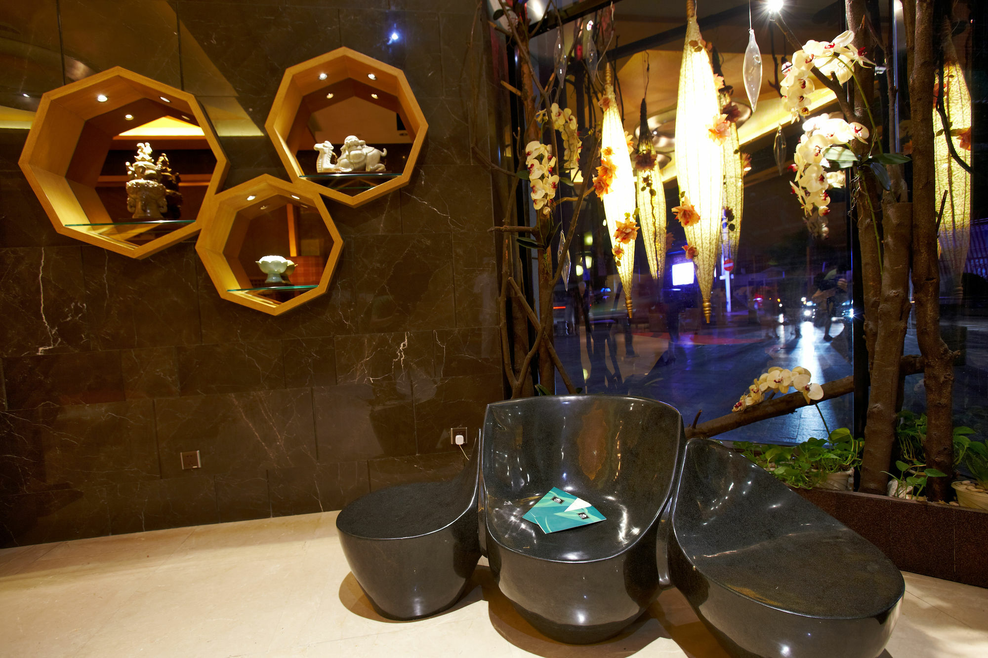 Harriway Hotel Чэнду Экстерьер фото