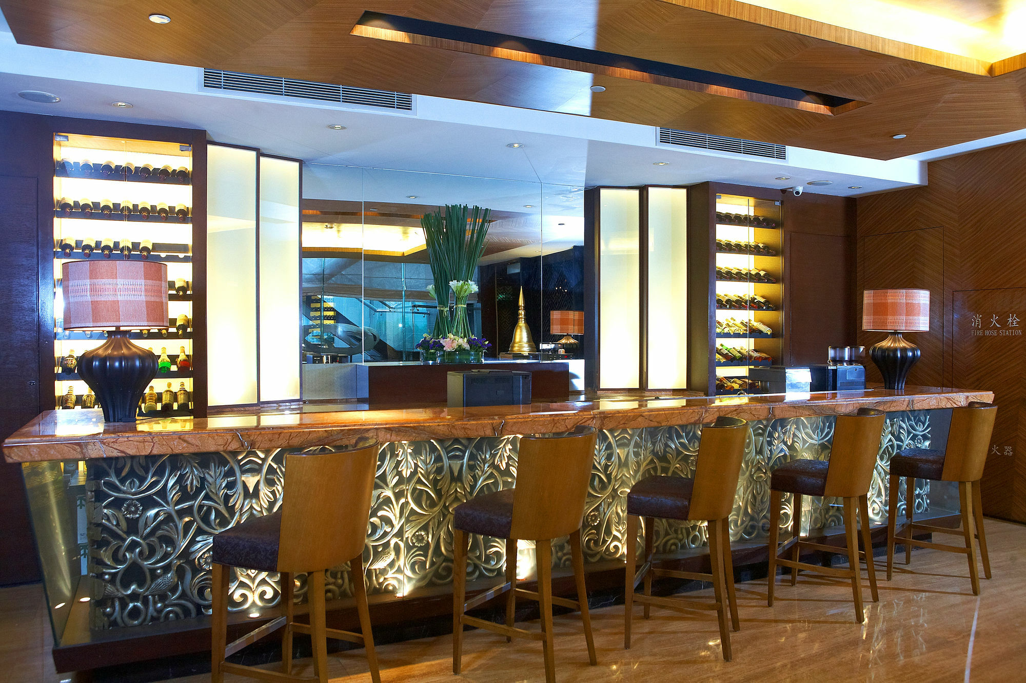 Harriway Hotel Чэнду Экстерьер фото